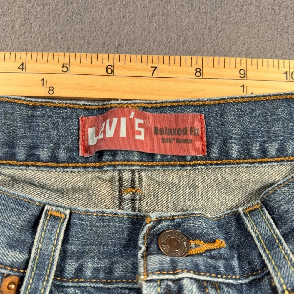 Levi's 550 Relaxed Fit Jeans Mens 27x27 (Meas. 26x26) Medium Wash Denim Blue