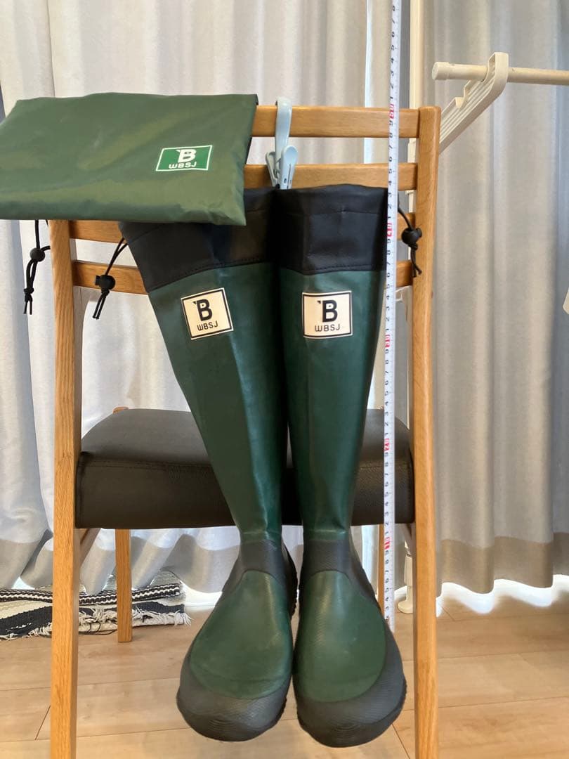 Rain boots